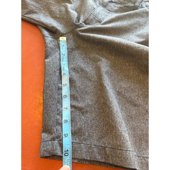 Under Armour HeatGear Golf Shorts 34 Gray Loose Fit Match Play UA - Picture 3 of 8